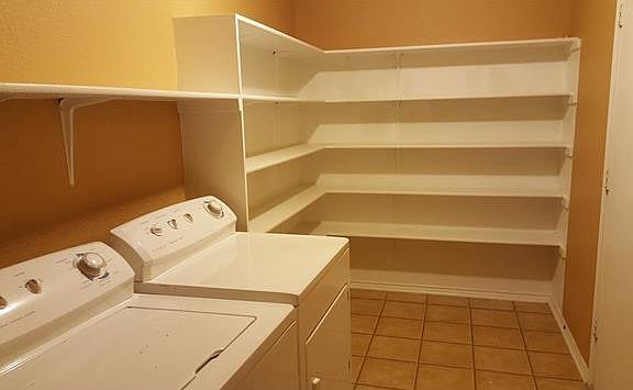 4th image of 2005 Woodway Dr