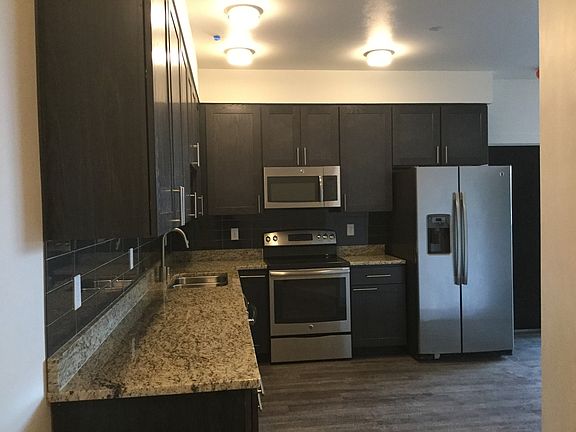 2nd image of 812 Toole Ave #201
