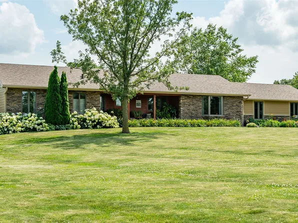 9431 SE 6th Ave, Runnells, IA 50237