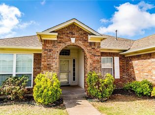 13028 SW 5th Ter, Yukon, OK 73099