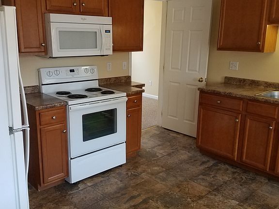 2nd image of 41 Bowman St Unit 2