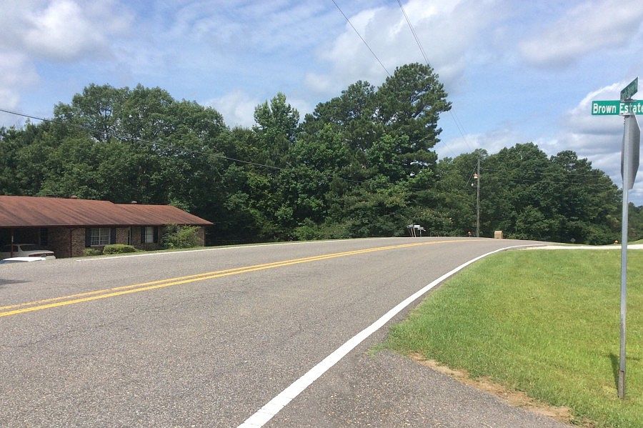 2nd image of 9761 Charlie Shirley Rd