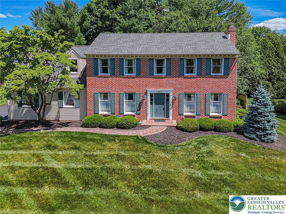 1st image of 4855 Meadowview Dr