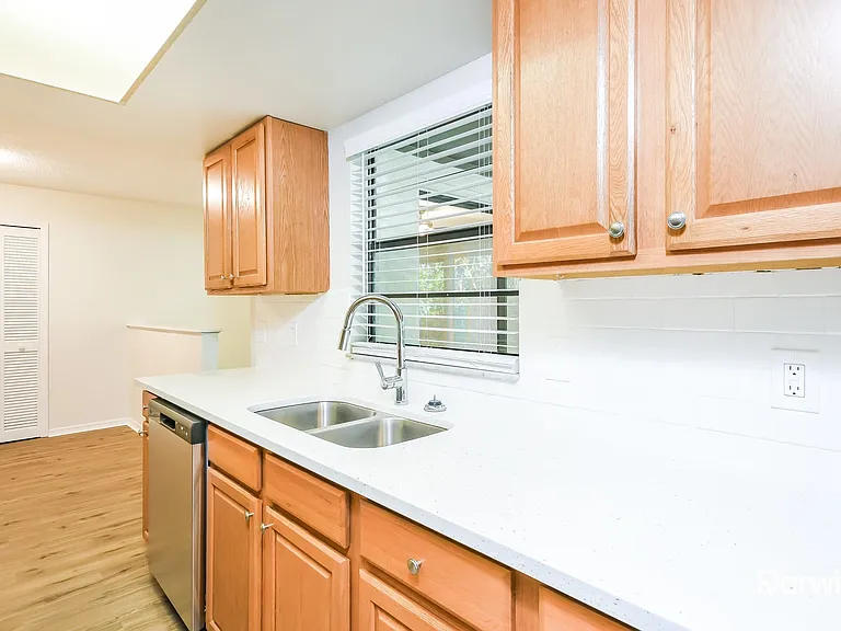 399 Eagle Cir — Photo 12