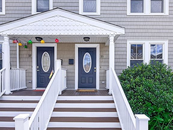 2nd image of 35 Lowell St #35