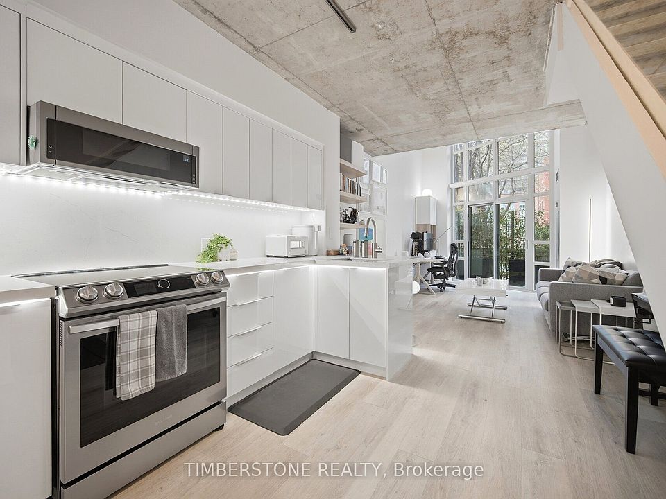 1st image of 255 Richmond St E #122