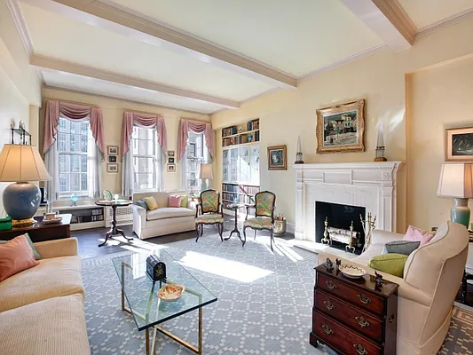 Sold by Sotheby's International Realty | media 20