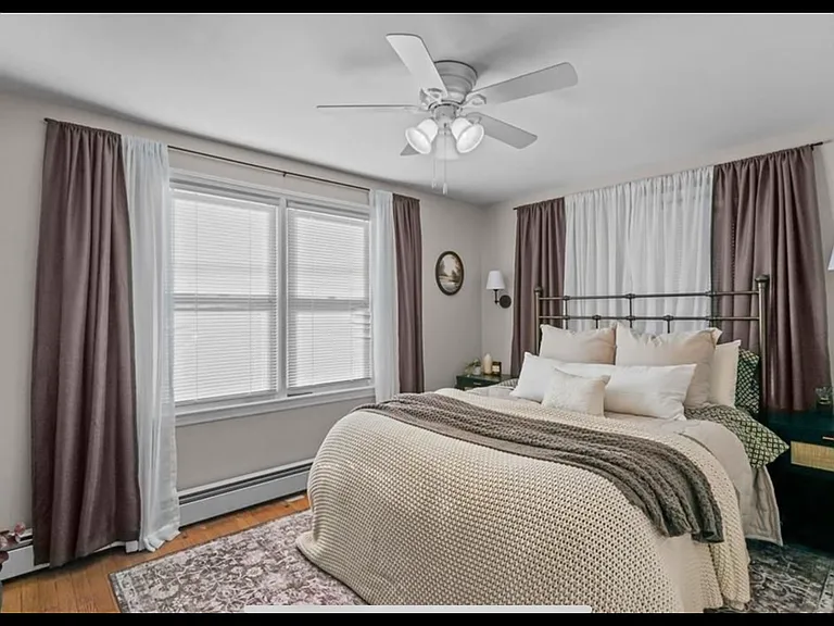 55 Columbia Ave — Photo 9