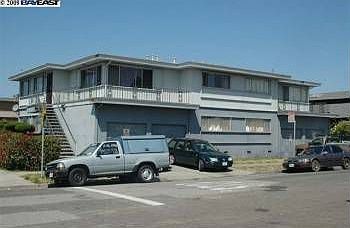 1st image of 453 S 17th St