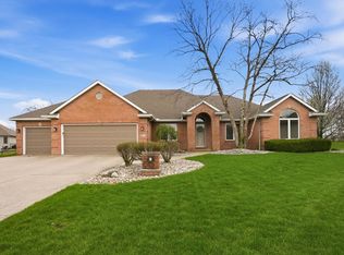 12718 Capshaw Ct, Fort Wayne, IN