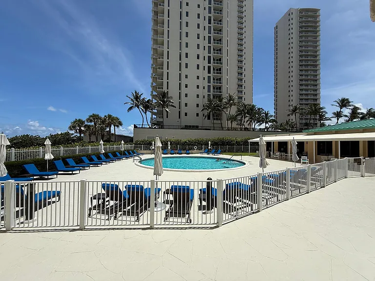 2800 N Ocean Dr #A-24D — Photo 18
