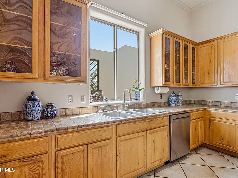 5601 Burning Tree Dr — Photo 21