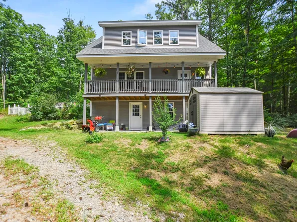 40 New Hampshire Drive, Webster, NH 03303