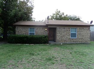 307 Eastland St, Cleburne, TX 76031