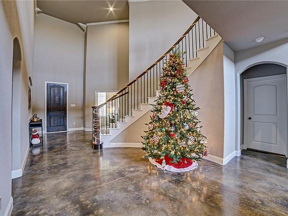 5th image of 1110 Copperleaf Dr