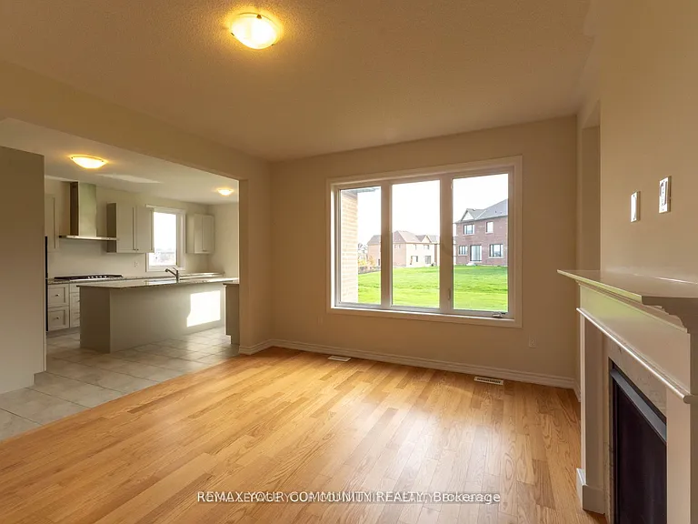 43 Tweedhill Ave — Photo 14