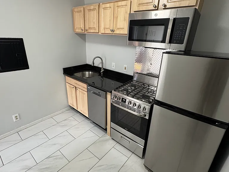 232 Cambridge St #11 — Photo 6