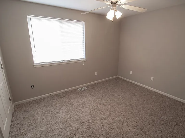 4014 Snowy Owl Dr — Photo 29