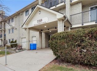735 Deveron Cres #211, London, ON N5Z 4X8