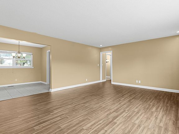 5th image of 4521 Drummond Dr