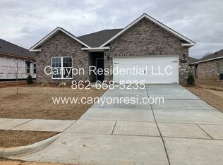 209 Pine Island Ave, Toney, AL 35773
