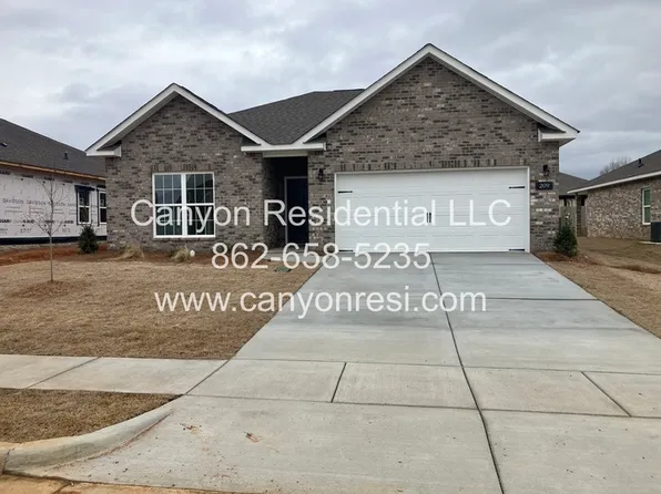 209 Pine Island Ave, Toney, AL 35773