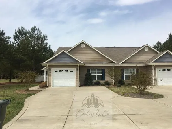 805 Saint Matthews Rd, Erwin, NC 28339