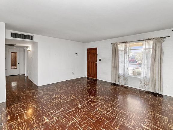 2nd image of 4848 W HIGHLAND Avenue