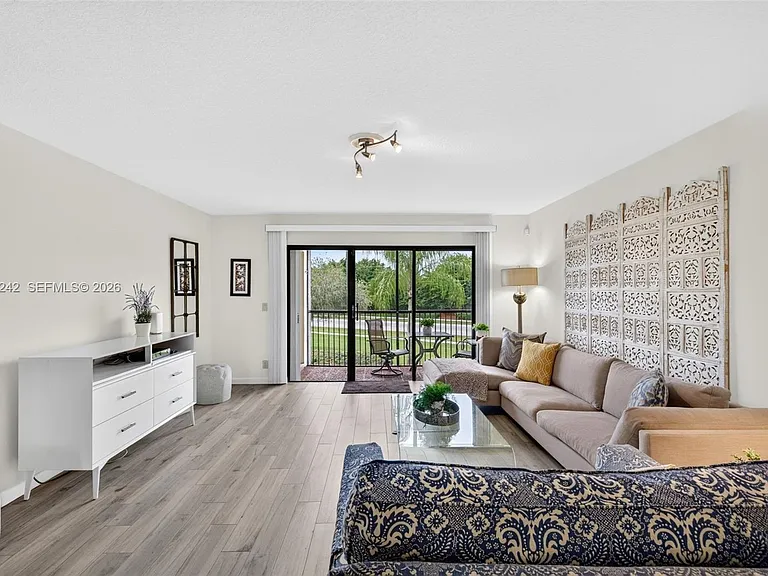 16431 Blatt Blvd #202 — Photo 9