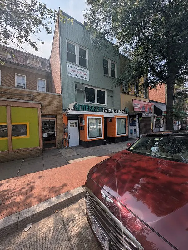 1 bed, 1.0 bath, 450 sqft, $1,600 — Photo 1