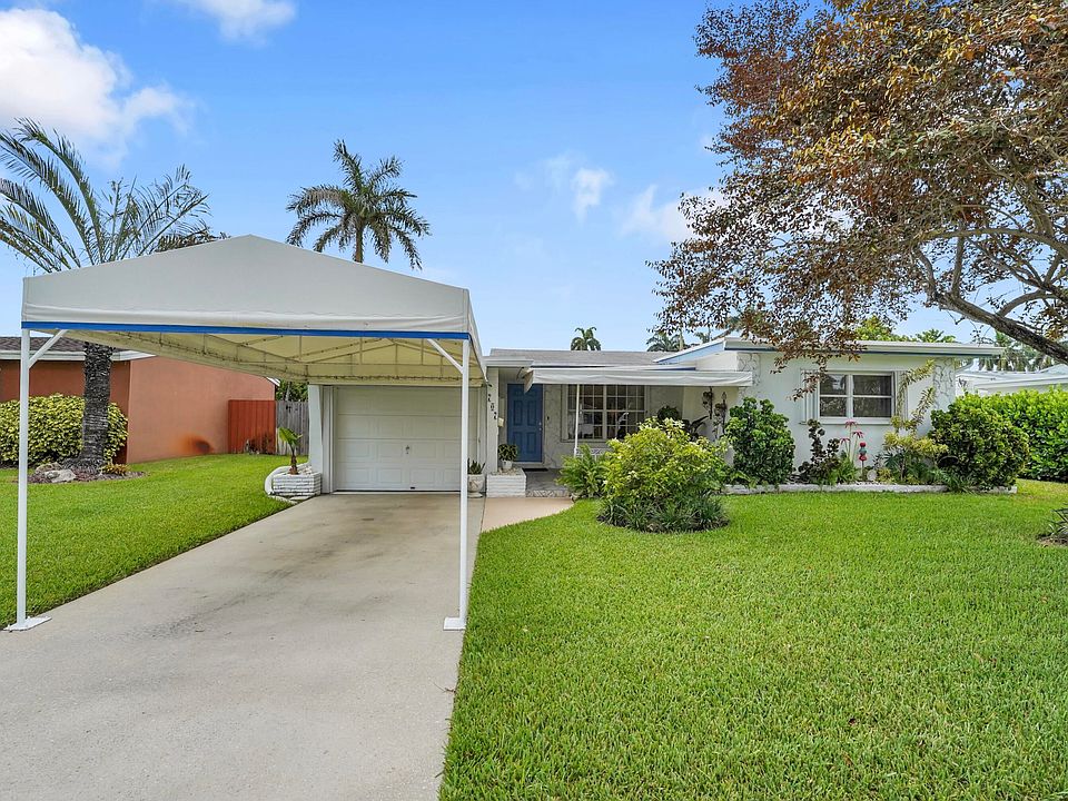 1st image of 707 N 32nd Avenue