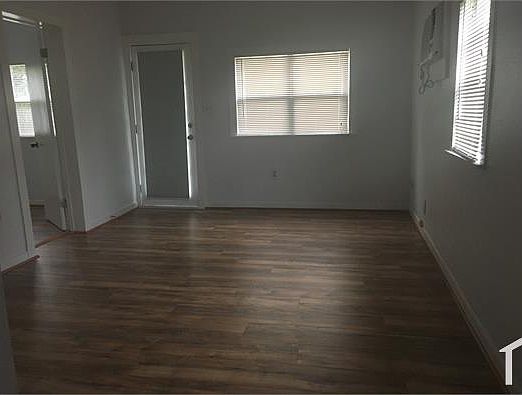 5th image of 1314 E Gore St #A