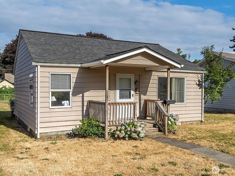 1st image of 1217 7th Avenue