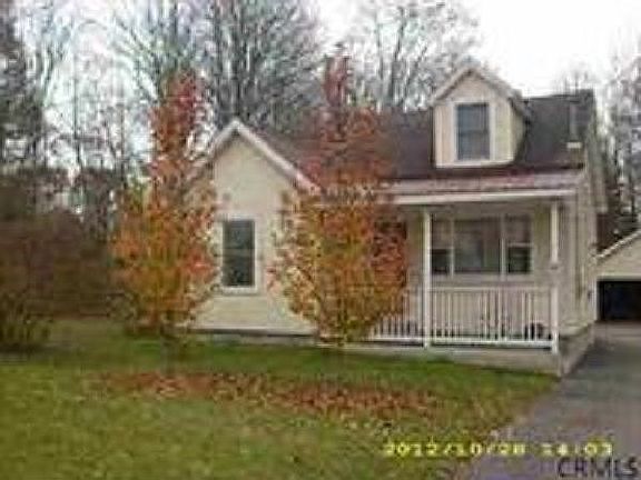 fall foliage on fruit trees