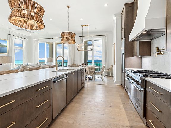 4th image of 297 Gulf Shore Dr