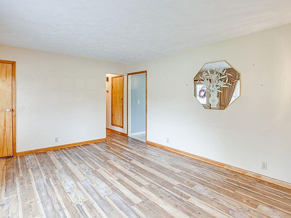 3rd image of 54721 County Road 101 N