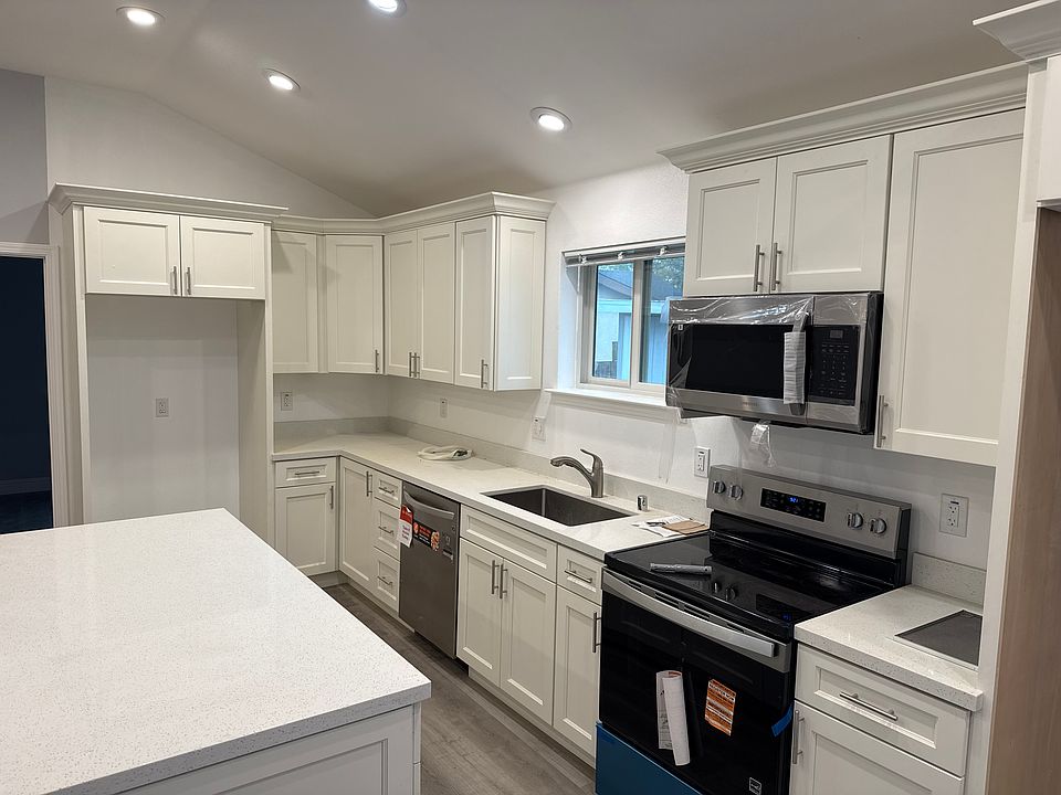 1st image of 35 Breaker Dr #A