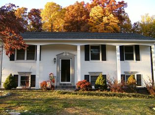 213 E Stadium Dr, Eden, NC 27288