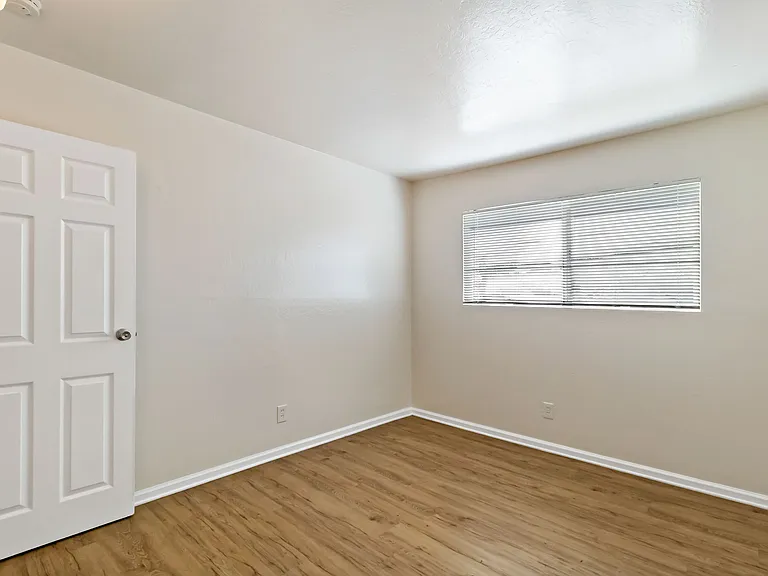2409 Standard Ave #7 — Photo 18