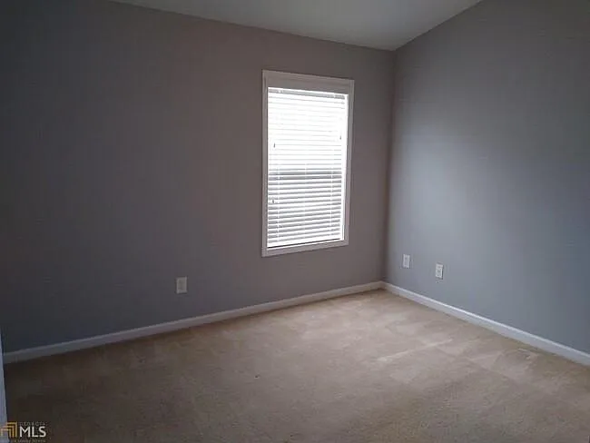 231 Greenview Ln — Photo 21