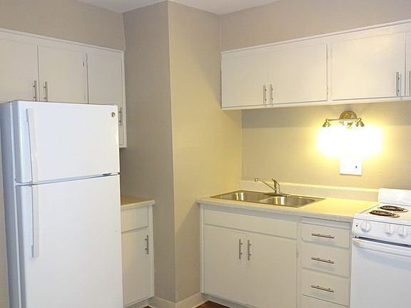 5th image of 3742 4th Ave APT 11