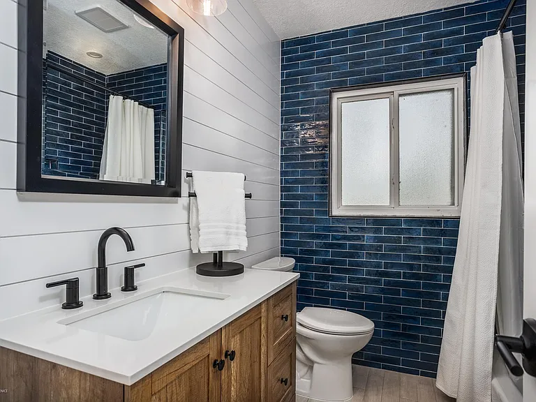 2256 Constitution Blvd — Photo 21