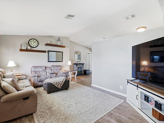 4th image of 7041 NW 23RD Street