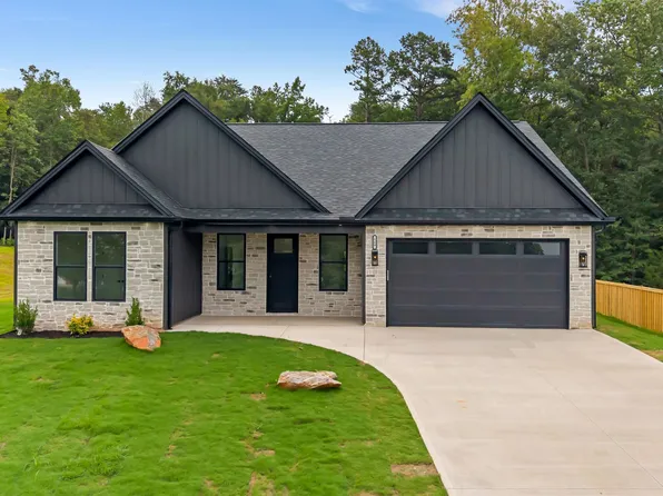 169 Lakeshore Dr, Chesnee, SC 29323