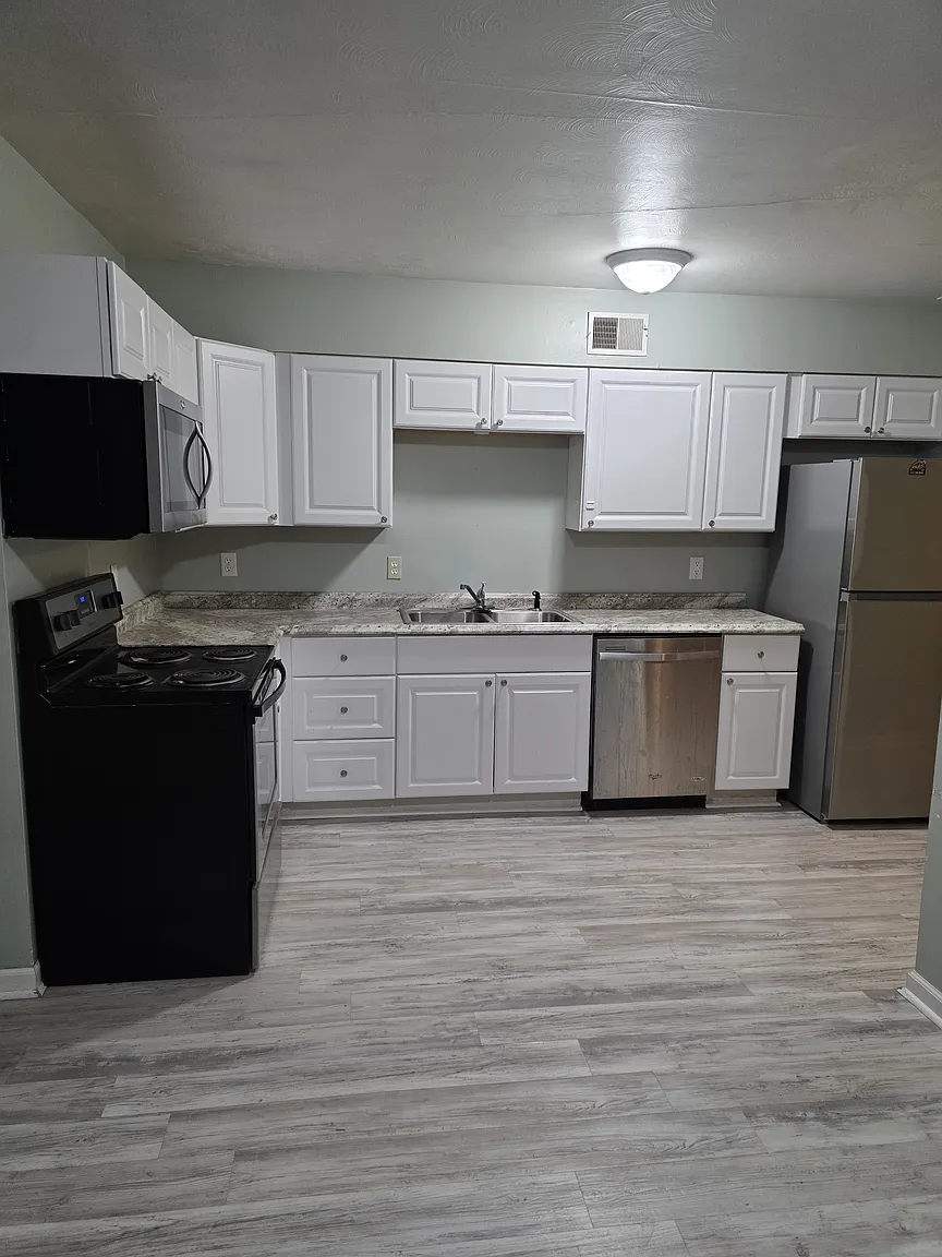 209 1/2 Green St #1/2 photo 1