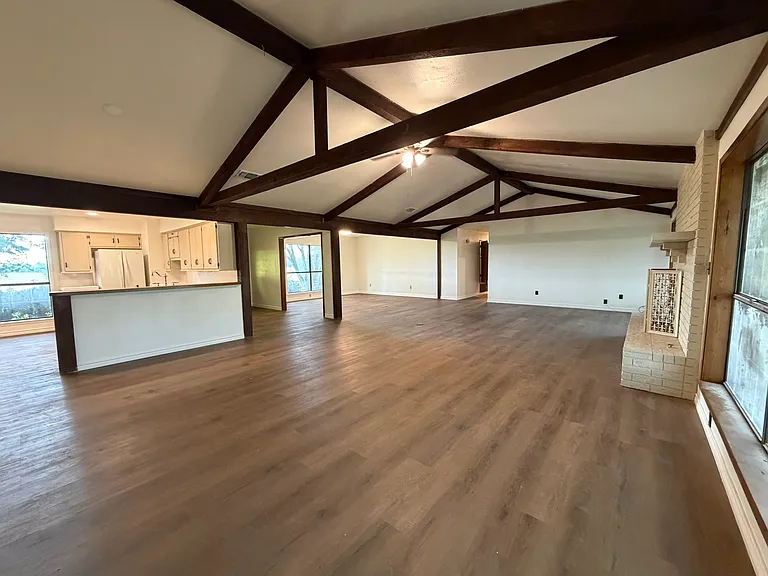 5166 Interstate Highway 30 Service Rd — Photo 6