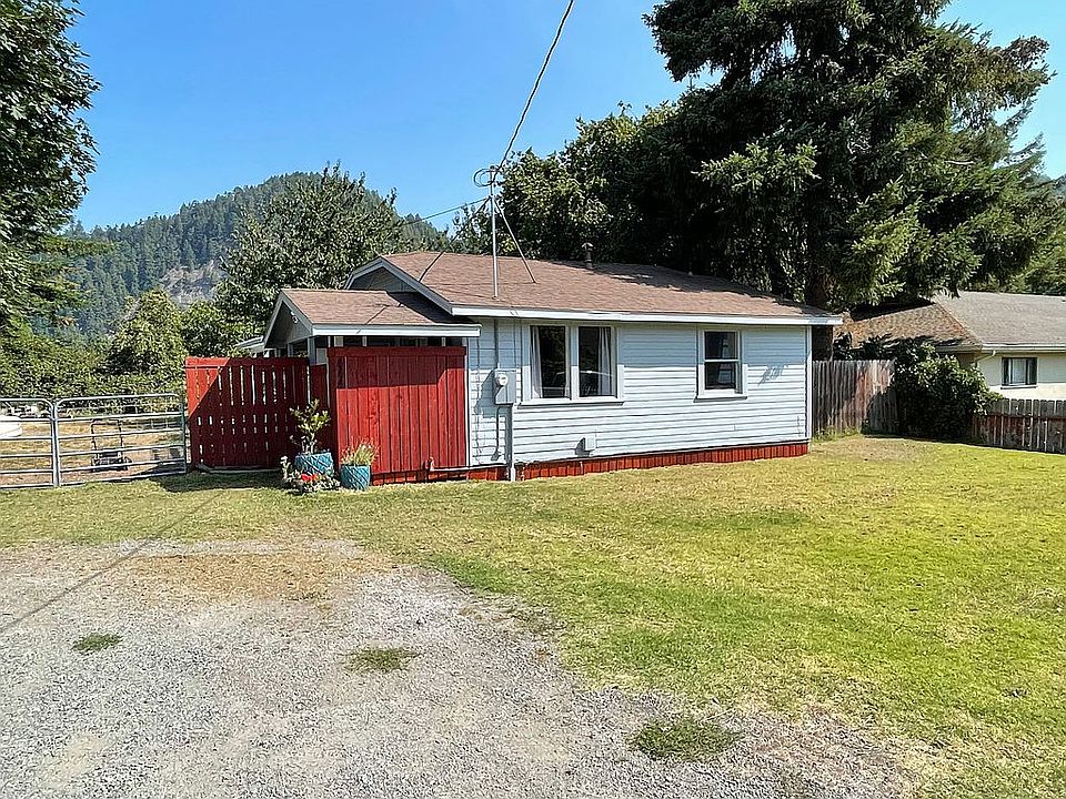 444 Davis St, Rio Dell, CA 95562 Zillow