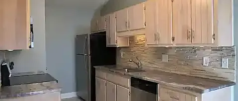 3510 Silvertree Ln — Photo 11