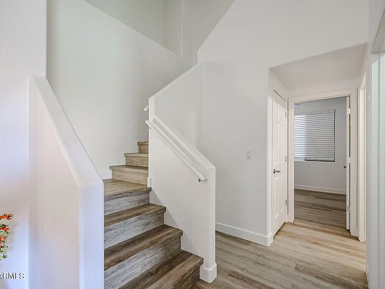 39768 N High Noon Way — Photo 7