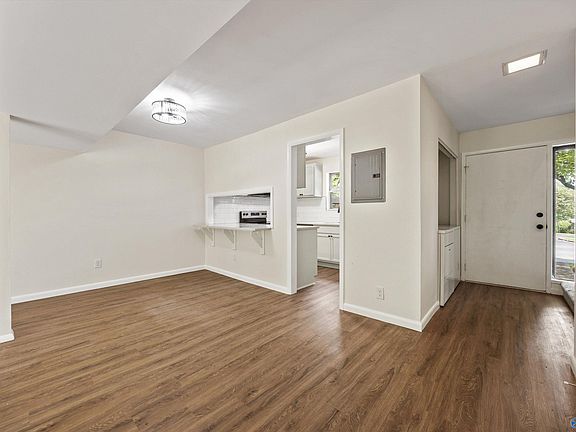 4th image of 2110 Colony Dr SW #210